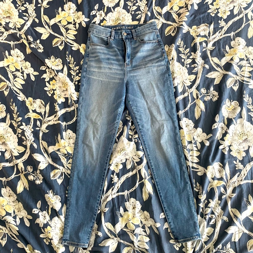 American Eagle Jeans size 6